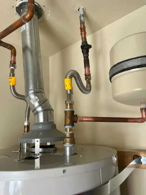 Water heater installation and plumbing repair in Green-Fields